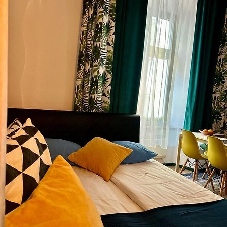 Vintage Senacka Apartaments Krasków Eksteriør bilde
