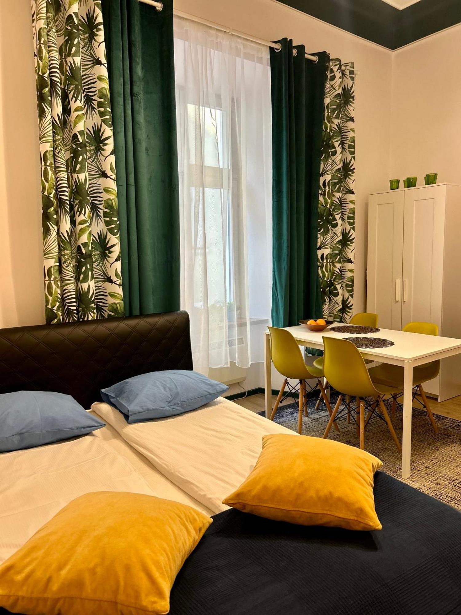 Vintage Senacka Apartaments Krasków Eksteriør bilde