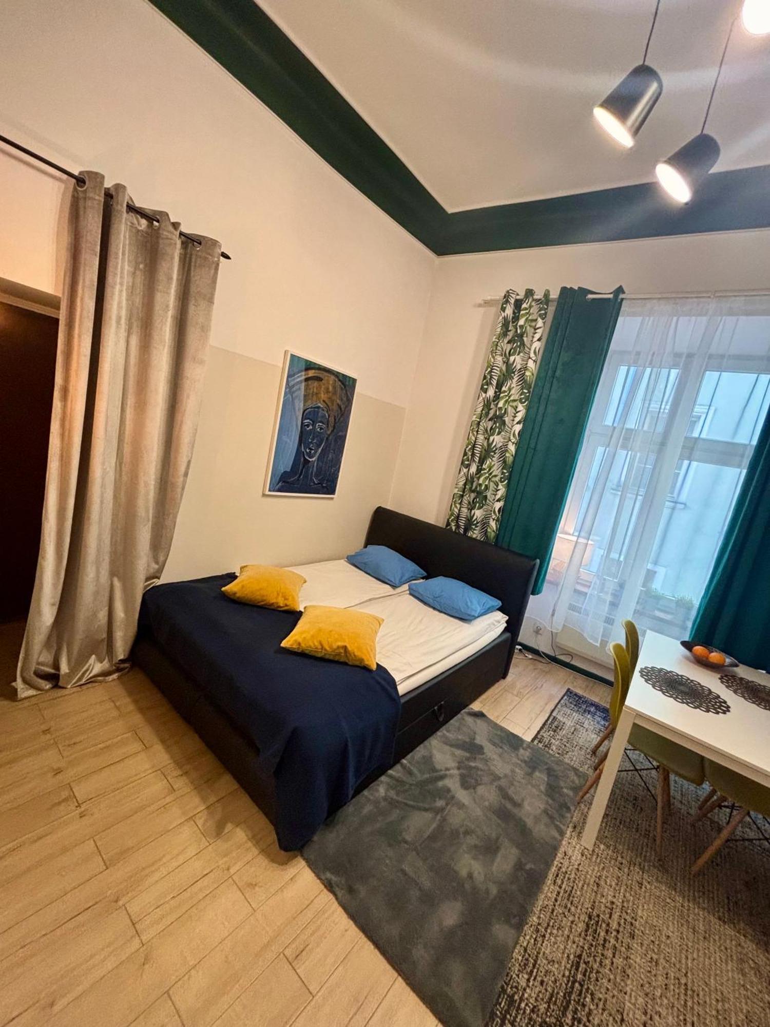 Vintage Senacka Apartaments Krasków Eksteriør bilde