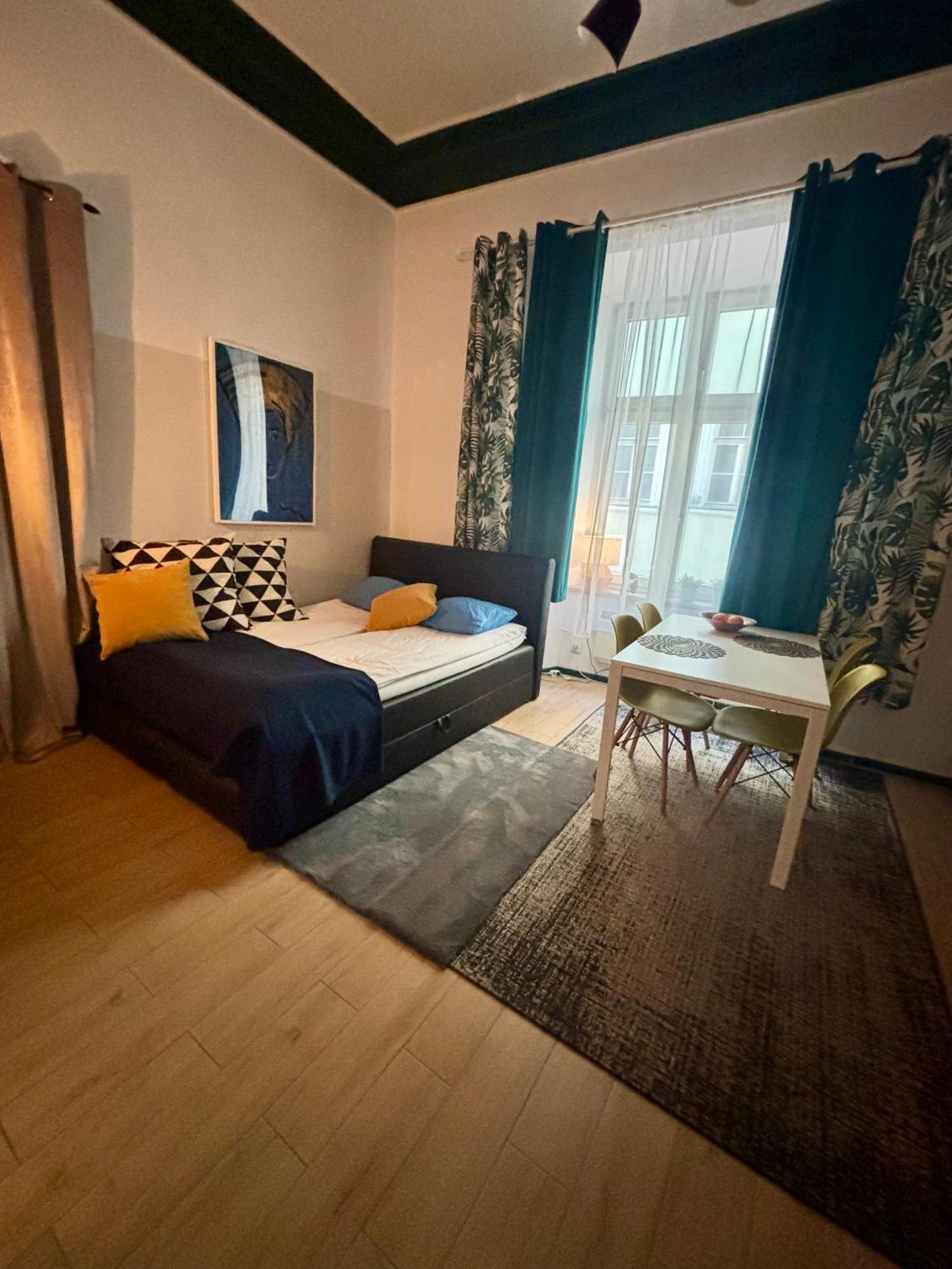 Vintage Senacka Apartaments Krasków Eksteriør bilde