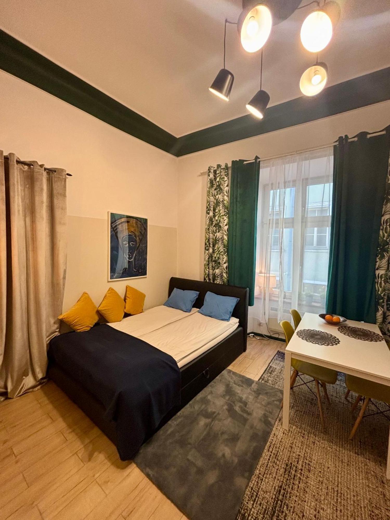 Vintage Senacka Apartaments Krasków Eksteriør bilde